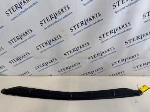 Gebruikte Sierlijst Mercedes C (W205) C-180 1.6 16V Prijs € 75,00 Margeregeling aangeboden door Sterparts Mercedes specialist