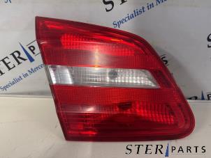 Gebruikte Achterlicht links Mercedes B (W246) 1.5 B-180 CDI,d 16V Prijs € 29,50 Margeregeling aangeboden door Sterparts Mercedes specialist