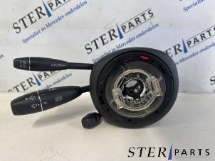 Gebruikte Combischakelaar Stuurkolom Mercedes C (W204) 3.0 C-300 V6 24V Prijs € 195,00 Margeregeling aangeboden door Sterparts Mercedes specialist