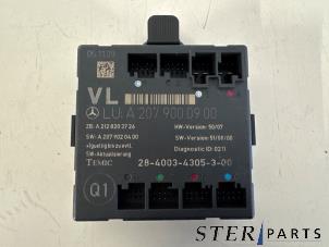 Gebruikte Deur module Mercedes E (C207) E-250 CDI 16V Prijs € 24,95 Margeregeling aangeboden door Sterparts Mercedes specialist