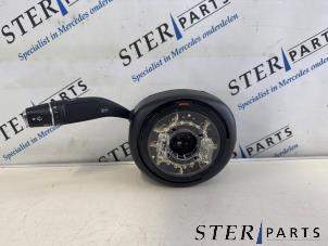 Gebruikte Combischakelaar Stuurkolom Mercedes C (W205) C-160 1.6 16V Prijs € 99,50 Margeregeling aangeboden door Sterparts Mercedes specialist