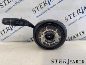 Gebruikte Licht + Raw Schakelaar Mercedes C Estate (S205) C-180 1.6 16V BlueEfficiency Prijs € 74,50 Margeregeling aangeboden door Sterparts Mercedes specialist