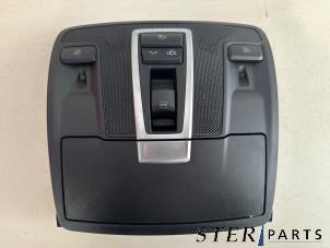 Gebruikte Binnenverlichting voor Mercedes ML III (166) 2.1 ML-250 CDI 16V BlueTEC 4-Matic Prijs € 99,50 Margeregeling aangeboden door Sterparts Mercedes specialist