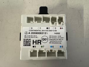 Gebruikte Centrale Deurvergrendelings Module Mercedes C (W205) C-200 2.0 CGI 16V Prijs € 19,95 Margeregeling aangeboden door Sterparts Mercedes specialist