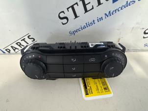 Gebruikte Kachel Bedieningspaneel Mercedes Vito (447.6) 1.6 109 CDI 16V Prijs € 90,15 Inclusief btw aangeboden door Sterparts Mercedes specialist