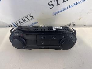Gebruikte Kachel Bedieningspaneel Mercedes Vito (447.6) 1.6 109 CDI 16V Prijs € 90,15 Inclusief btw aangeboden door Sterparts Mercedes specialist