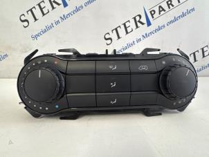 Gebruikte Kachel Bedieningspaneel Mercedes Vito (447.6) 1.6 109 CDI 16V Prijs € 90,15 Inclusief btw aangeboden door Sterparts Mercedes specialist