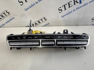 Gebruikte Chaufage Bedieningspaneel Mercedes E (W213) E-200 2.0 Turbo 16V Prijs € 39,95 Margeregeling aangeboden door Sterparts Mercedes specialist