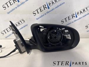 Gebruikte Buitenspiegel rechts Mercedes C (W205) C-200 2.0 CGI 16V Prijs € 74,50 Margeregeling aangeboden door Sterparts Mercedes specialist