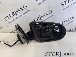 Gebruikte Buitenspiegel rechts Mercedes C (W205) C-200 2.0 CGI 16V Prijs € 74,50 Margeregeling aangeboden door Sterparts Mercedes specialist