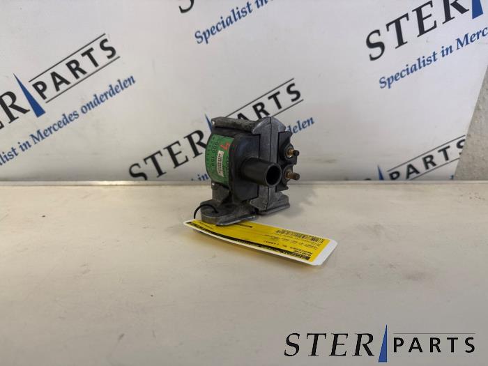 Gebruikte Bobine Mercedes SL (R129) 3.0 300 SL 24V Prijs € 60,00 Margeregeling aangeboden door Sterparts Mercedes specialist