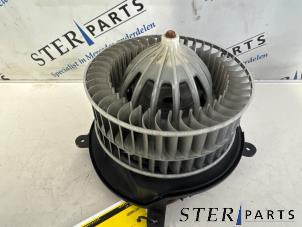 Gebruikte Chaufage Ventilatiemotor Mercedes CLS (C219) 350 3.5 V6 18V Prijs € 34,95 Margeregeling aangeboden door Sterparts Mercedes specialist