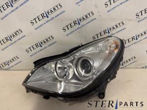 Gebruikte Linker Koplamp Mercedes CLS (C219) 350 3.5 V6 18V Prijs € 99,95 Margeregeling aangeboden door Sterparts Mercedes specialist
