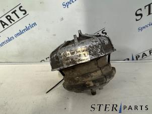 Gebruikte Motorrubber Mercedes Vito (639.7) 2.2 111 CDI 16V Prijs € 24,14 Inclusief btw aangeboden door Sterparts Mercedes specialist