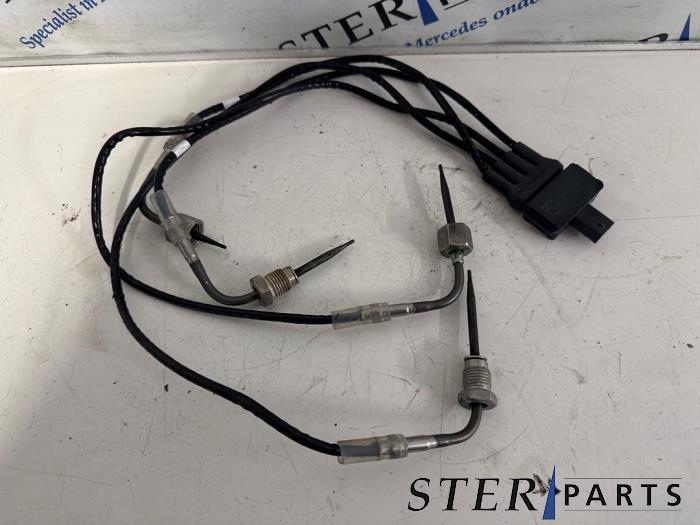 Gebruikte Temperatuursensor Motor Mercedes Sprinter 3,5t (907.6/910.6) 311 CDI 2.0 D RWD Prijs € 49,50 Margeregeling aangeboden door Sterparts Mercedes specialist