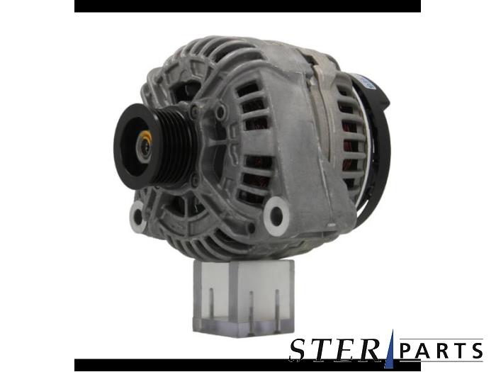 Dynamo van een Mercedes-Benz E (W211) 2.6 E-240 V6 18V 2004