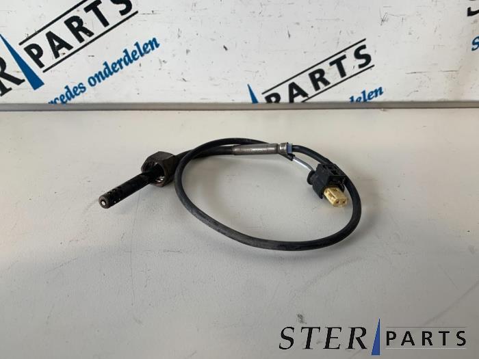 Gebruikte Uitlaat temperatuursensor Mercedes Sprinter 3,5t (906.73) 311 CDI 16V Prijs € 29,50 Margeregeling aangeboden door Sterparts Mercedes specialist