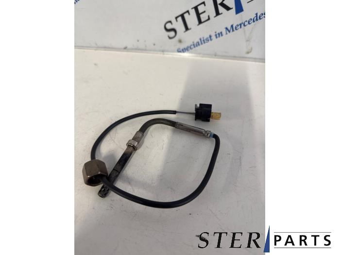 Uitlaat temperatuursensor van een Mercedes-Benz Sprinter 3,5t (906.73) 311 CDI 16V 2008