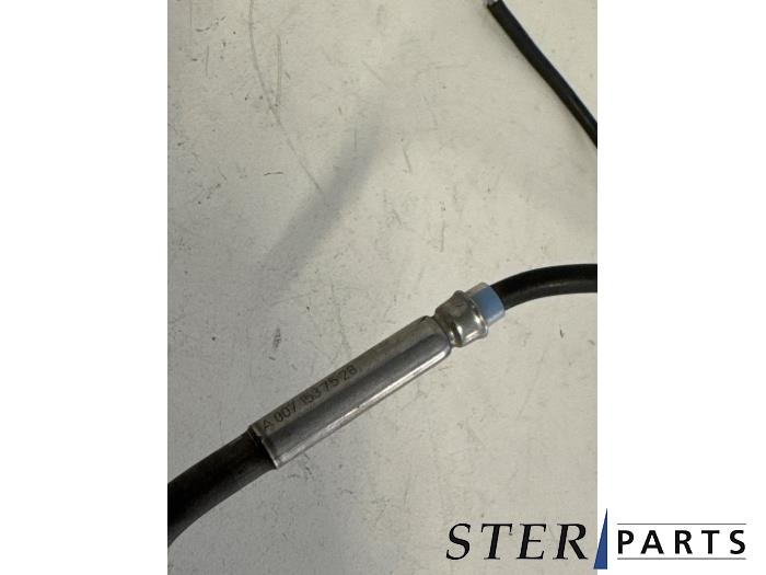 Uitlaat temperatuursensor van een Mercedes-Benz Sprinter 3,5t (906.73) 311 CDI 16V 2008