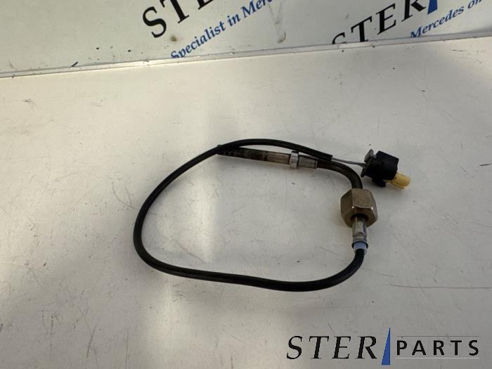 Uitlaat temperatuursensor van een Mercedes-Benz Sprinter 3,5t (906.73) 311 CDI 16V 2008