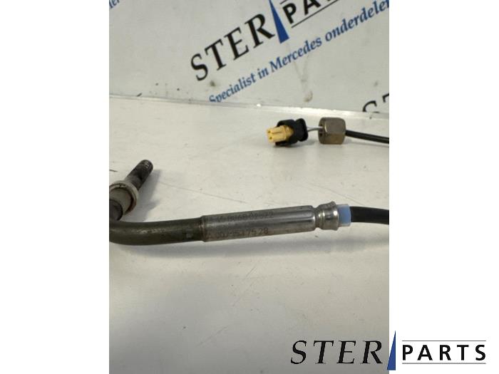 Uitlaat temperatuursensor van een Mercedes-Benz Sprinter 3,5t (906.73) 311 CDI 16V 2008