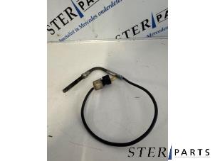 Uitlaat temperatuursensor van een Mercedes-Benz Sprinter 3,5t (906.73) 311 CDI 16V 2008