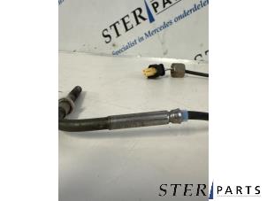 Uitlaat temperatuursensor van een Mercedes-Benz Sprinter 3,5t (906.73) 311 CDI 16V 2008