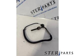 Gebruikte Uitlaat temperatuursensor Mercedes C (W204) 2.2 C-220 CDI 16V BlueEFFICIENCY Prijs € 34,95 Margeregeling aangeboden door Sterparts Mercedes specialist
