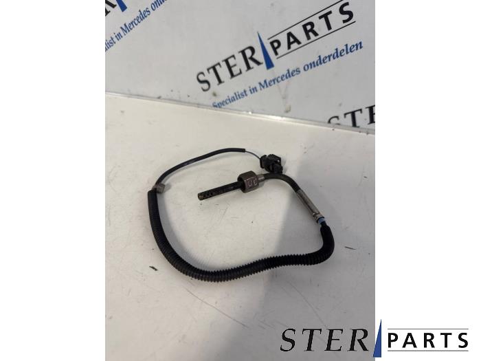Gebruikte Uitlaat temperatuursensor Mercedes C (W204) 2.2 C-220 CDI 16V BlueEFFICIENCY Prijs € 34,95 Margeregeling aangeboden door Sterparts Mercedes specialist