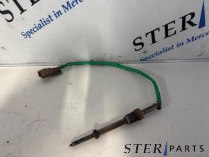 Gebruikte Uitlaat temperatuursensor Mercedes Vito (447.6) 1.6 109 CDI 16V Prijs € 74,50 Margeregeling aangeboden door Sterparts Mercedes specialist