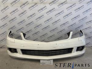 Gebruikte Voorbumper Mercedes C Estate (S204) 1.8 C-200 CGI 16V Prijs € 224,50 Margeregeling aangeboden door Sterparts Mercedes specialist