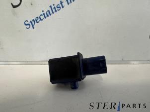 Gebruikte Airbag Sensor Mercedes C Estate (S204) 1.8 C-180 CGI 16V Prijs € 19,95 Margeregeling aangeboden door Sterparts Mercedes specialist
