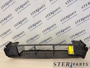 Gebruikte Luchtgeleider Mercedes B (W246) 1.6 B-180 BlueEFFICIENCY Turbo 16V Prijs € 12,95 Margeregeling aangeboden door Sterparts Mercedes specialist