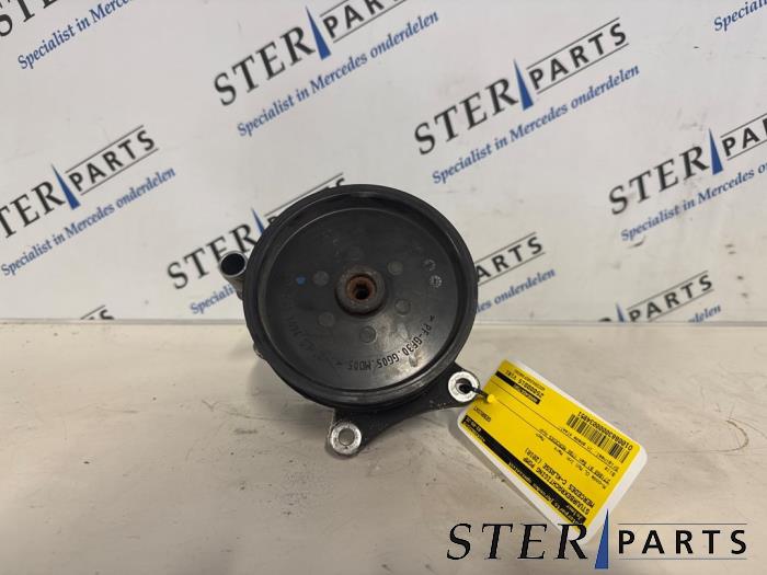 Gebruikte Stuurpomp Mercedes C Estate (S204) 1.8 C-200 CGI 16V Prijs € 94,50 Margeregeling aangeboden door Sterparts Mercedes specialist
