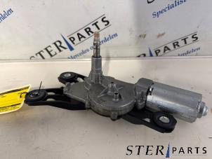 Gebruikte Ruitenwissermotor achter Mercedes E Combi (S211) 1.8 E-200 K 16V Prijs € 60,00 Margeregeling aangeboden door Sterparts Mercedes specialist