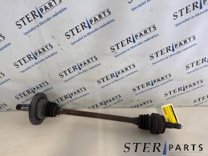 Gebruikte Steekas links-achter Mercedes E Combi (S211) 1.8 E-200 K 16V Prijs € 49,50 Margeregeling aangeboden door Sterparts Mercedes specialist