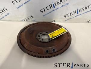 Gebruikte Starterkrans Mercedes CLS (C219) 350 3.5 V6 18V Prijs € 49,50 Margeregeling aangeboden door Sterparts Mercedes specialist