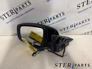 Gebruikte Buitenspiegel links Mercedes C Estate (S204) 3.0 C-320 CDI V6 24V 4-Matic Prijs € 74,50 Margeregeling aangeboden door Sterparts Mercedes specialist