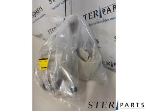 Gebruikte Tank element Pomp Mercedes E Combi (S211) 1.8 E-200 K 16V Prijs € 144,95 Margeregeling aangeboden door Sterparts Mercedes specialist