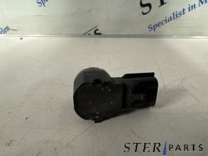 Gebruikte PDC Sensor Mercedes Citan (415.6) 1.5 108 CDI Prijs € 30,19 Inclusief btw aangeboden door Sterparts Mercedes specialist