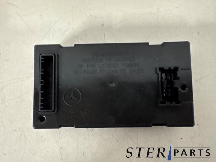 Gebruikte Computer Diversen Mercedes Citan (415.6) 1.5 108 CDI Prijs € 84,70 Inclusief btw aangeboden door Sterparts Mercedes specialist