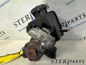 Gebruikte Servopomp Mercedes Vito (639.6) 2.2 111 CDI 16V Prijs € 90,15 Inclusief btw aangeboden door Sterparts Mercedes specialist