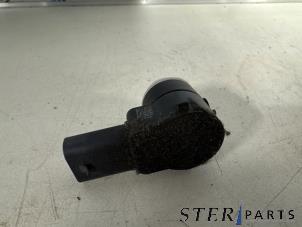 Gebruikte PDC Sensor Mercedes CLS Shooting Brake (X218) 350 CDI BlueEfficiency 3.0 V6 24V Prijs € 19,95 Margeregeling aangeboden door Sterparts Mercedes specialist