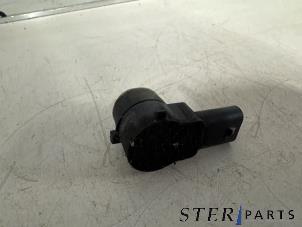 Gebruikte PDC Sensor Mercedes CLS Shooting Brake (X218) 350 CDI BlueEfficiency 3.0 V6 24V Prijs € 19,95 Margeregeling aangeboden door Sterparts Mercedes specialist