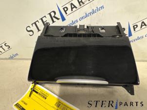 Gebruikte Opbergvak Mercedes CLS Shooting Brake (X218) 350 CDI BlueEfficiency 3.0 V6 24V Prijs € 49,50 Margeregeling aangeboden door Sterparts Mercedes specialist