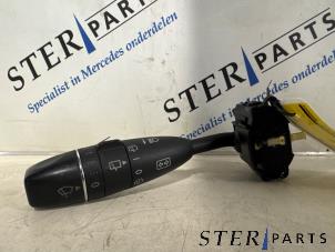 Gebruikte Knipperlicht Schakelaar Mercedes S (W221) 3.0 S-320 CDI 24V Prijs € 24,95 Margeregeling aangeboden door Sterparts Mercedes specialist