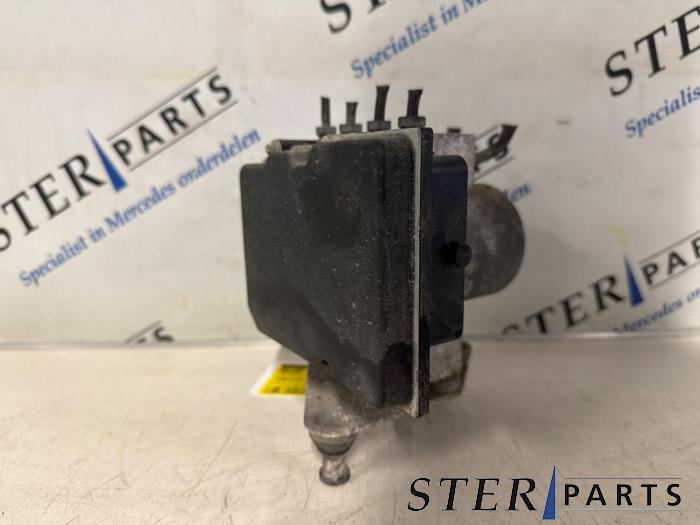 Gebruikte ABS Pomp Mercedes Vito (639.6) 2.2 111 CDI 16V Prijs € 120,40 Inclusief btw aangeboden door Sterparts Mercedes specialist