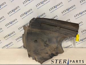 Gebruikte Slijkweerder Mercedes E Estate (S212) E-220 CDI 16V BlueEfficiency Prijs € 24,95 Margeregeling aangeboden door Sterparts Mercedes specialist