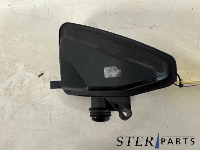 Gebruikte Intercooler Buis Mercedes CLS Shooting Brake (X218) 350 CDI BlueEfficiency 3.0 V6 24V Prijs € 9,95 Margeregeling aangeboden door Sterparts Mercedes specialist