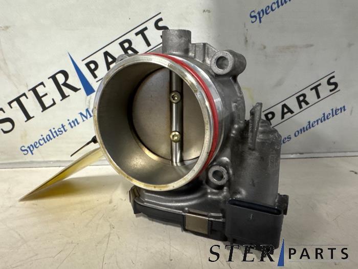 Gasklephuis van een Mercedes-Benz A (177.0) 2.0 A-220 Turbo 16V 2021